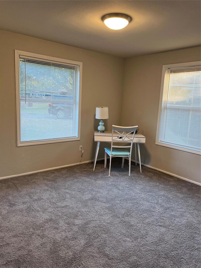 424 Kimbrough St, Fort Worth, TX 76108 - photo 5