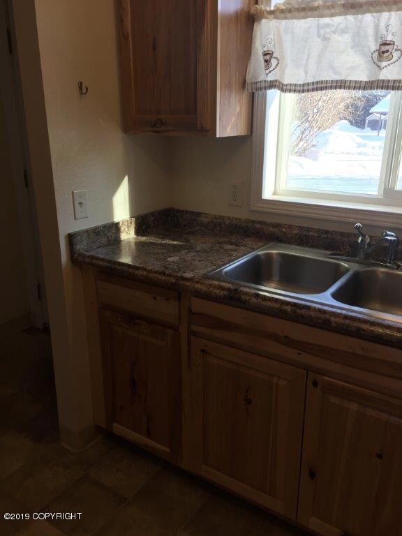 700 N Colonial Dr unit 3, Wasilla, AK 99654 - photo 6