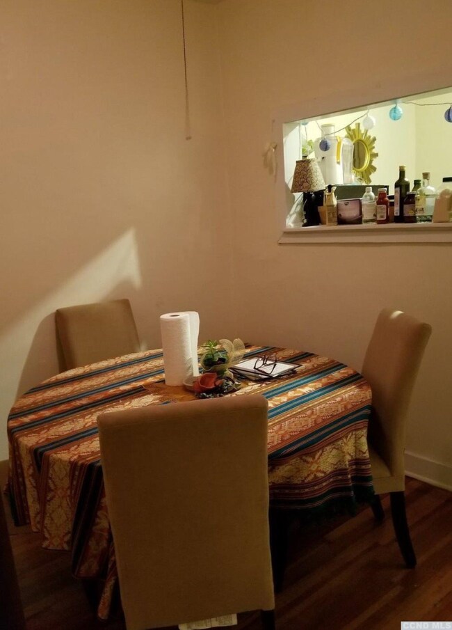 709 Warren St unit 4, Hudson, NY 12534 - photo 6