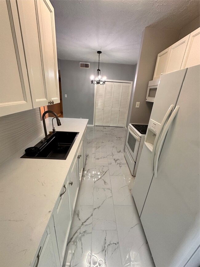 Kitchen area