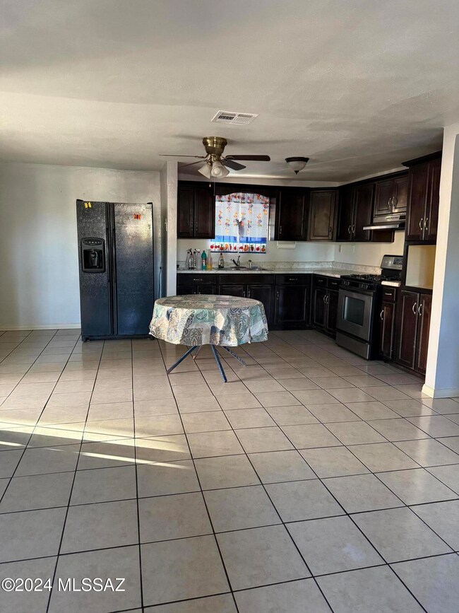 973 E 18th St, Douglas, AZ 85607 - photo 2