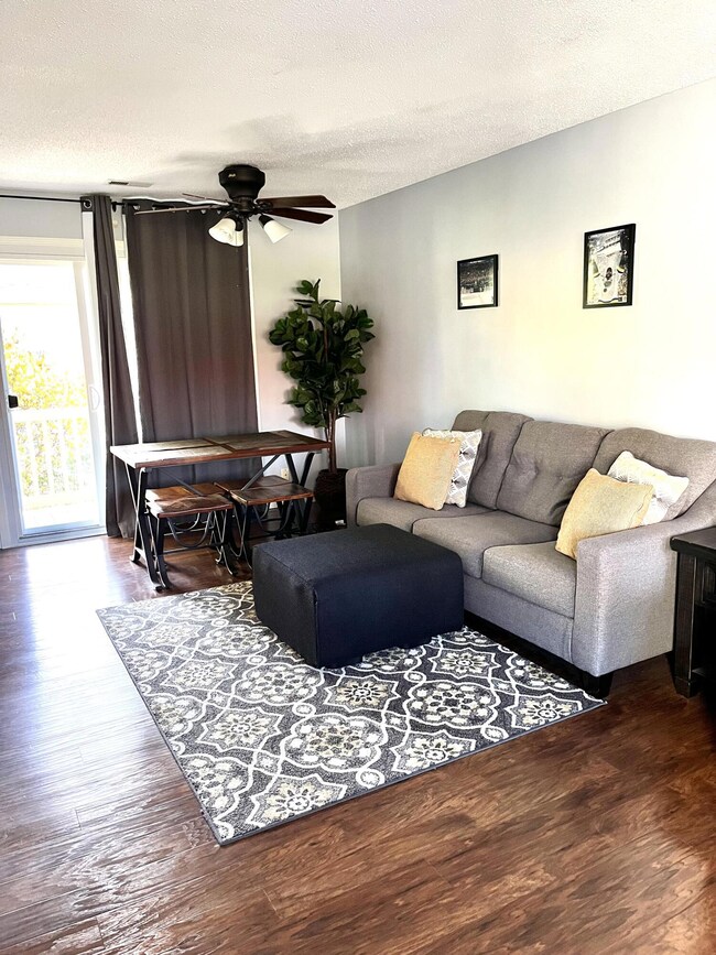 30 Coventry Ln, Muscatine, IA 52761 - photo 5