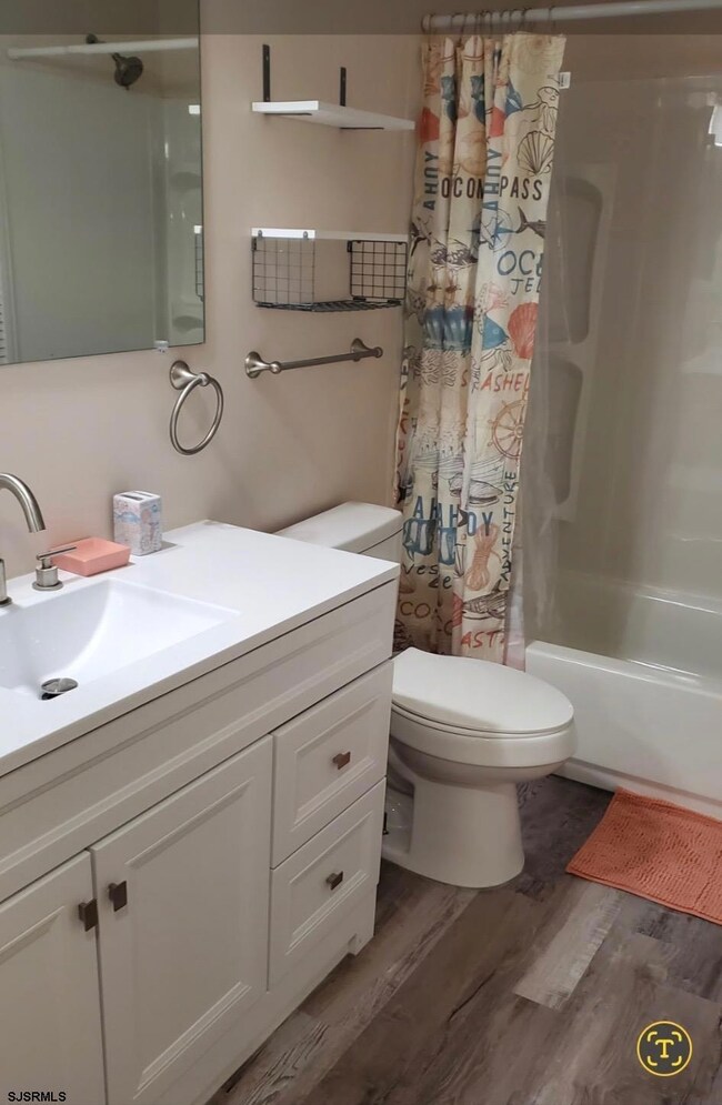 4 Oyster Bay Rd unit 4L, Absecon, NJ 08201 - photo 5