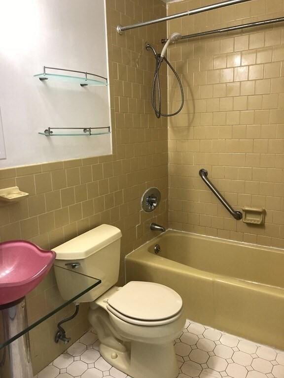 Sagamore Place Condominiums unit 1117, Quincy, MA 02171 - photo 7