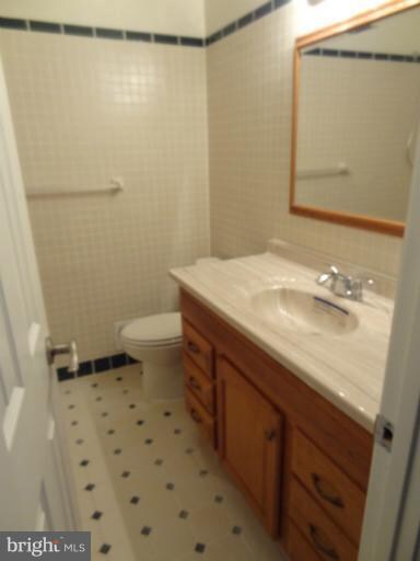 9515 Dublin Dr, Manassas, VA 20109 - photo 6