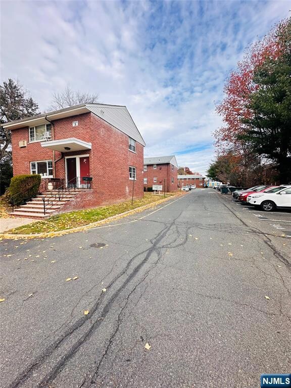 241 W Passaic St unit 12B, Rochelle Park, NJ 07662 - photo 5