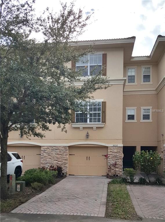 5032 Blue Runner Ct, New Port Richey, FL 34652 - photo 2