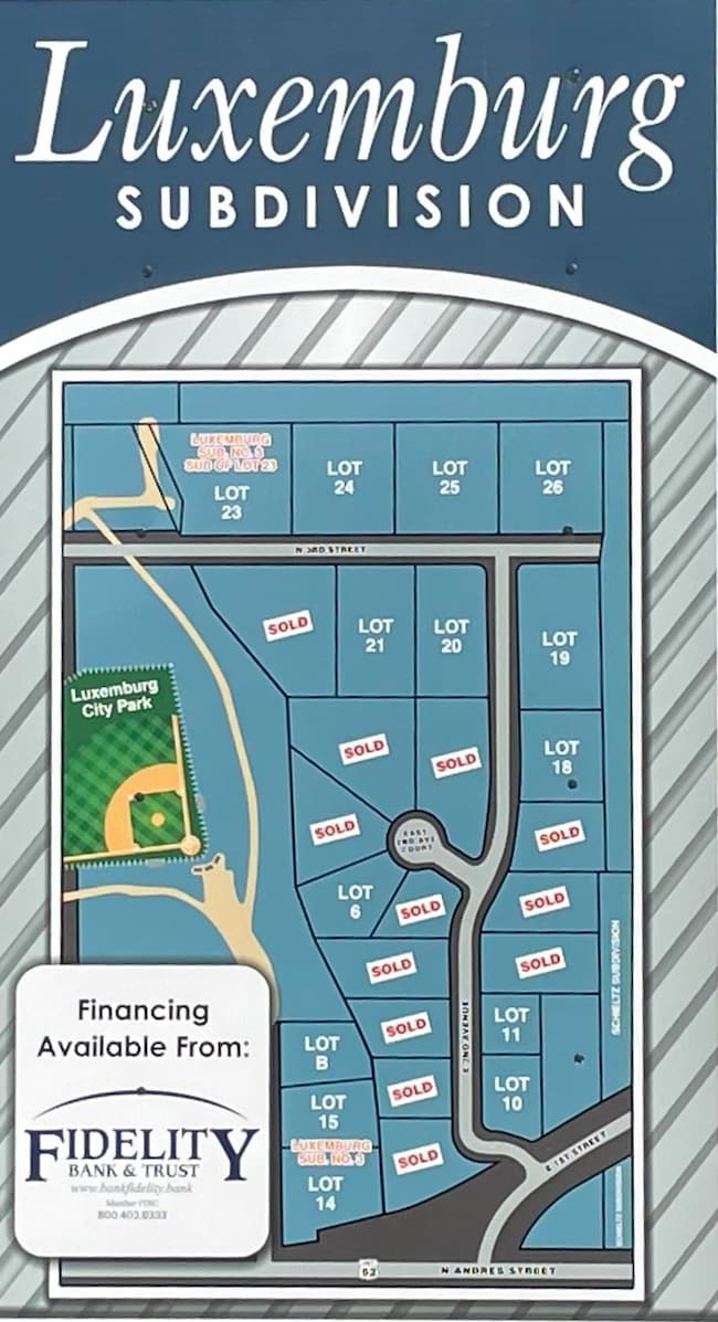 000 N 3rd St, Luxemburg, IA 52065 - photo 2