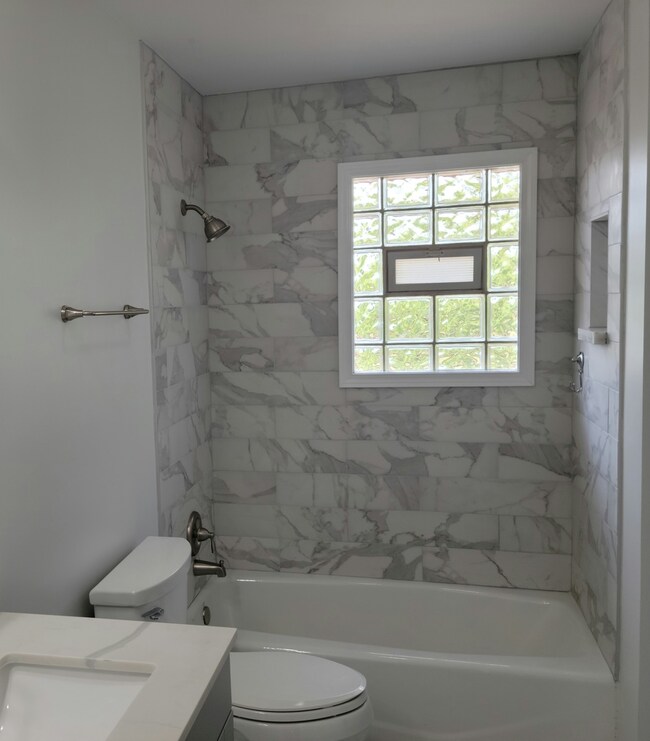 17780 Arlington Dr, Country Club Hills, IL 60478 - photo 6