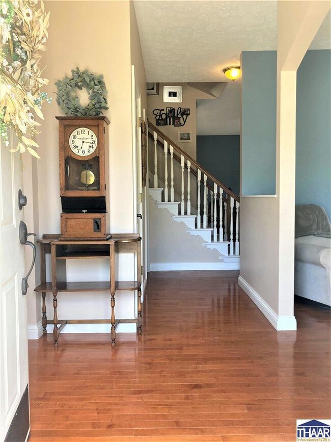 595 S Dobbs Dell St, Terre Haute, IN 47803 - photo 2