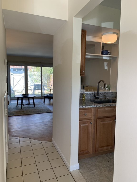 1308 Windsor Dr unit 1308, Framingham, MA 01701 - photo 5