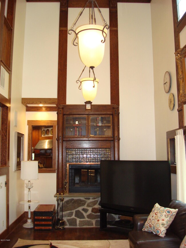 120 Sawkill Dr, Milford, PA 18337 - photo 2