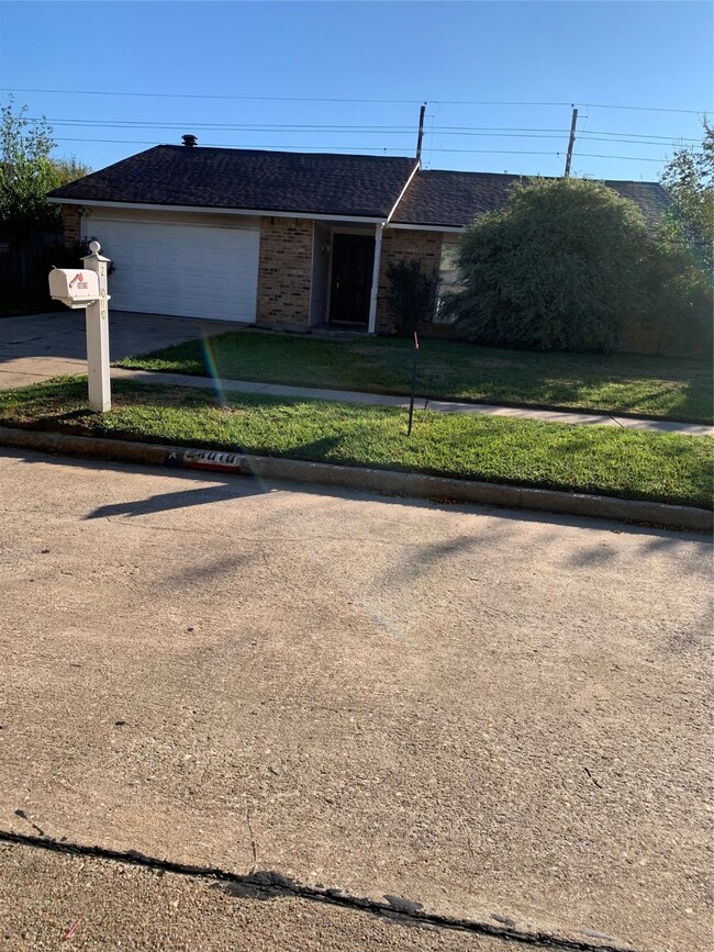 24010 Rockin Seven Dr, Hockley, TX 77447 - photo 2