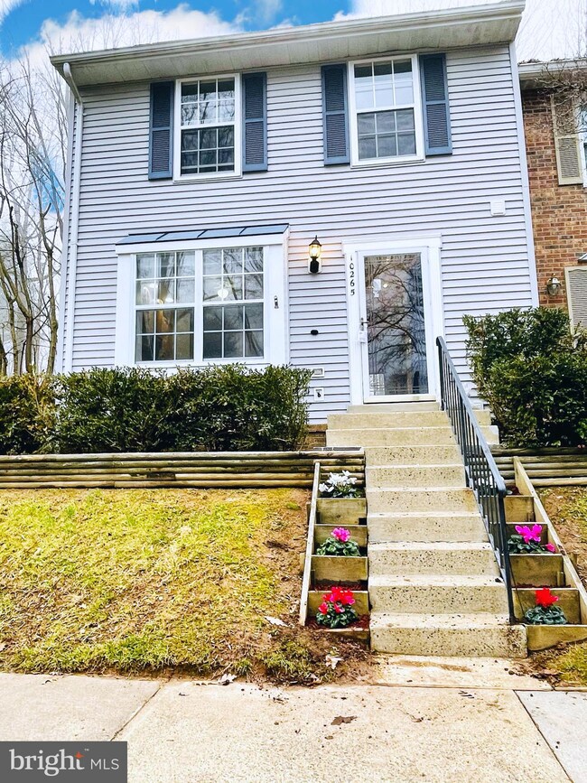 10265 Quiet Pond Terrace, Burke, VA 22015 - photo 4