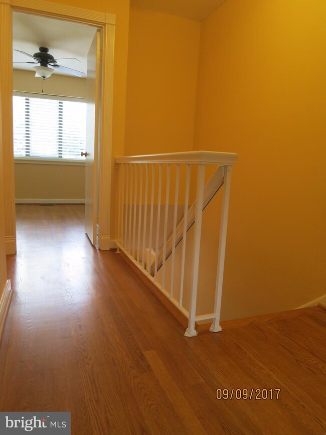 3737A Madison Ln, Falls Church, VA 22041 - photo 2