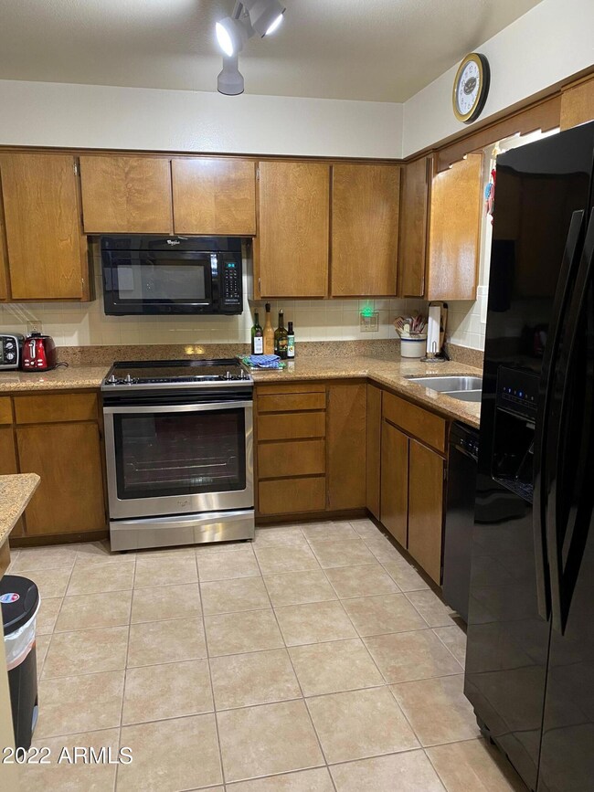 Kitchen 2