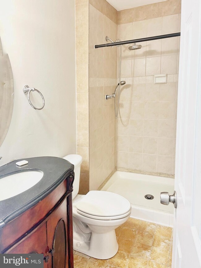 12219 Stevenson Ct unit 12219, Woodbridge, VA 22192 - photo 5