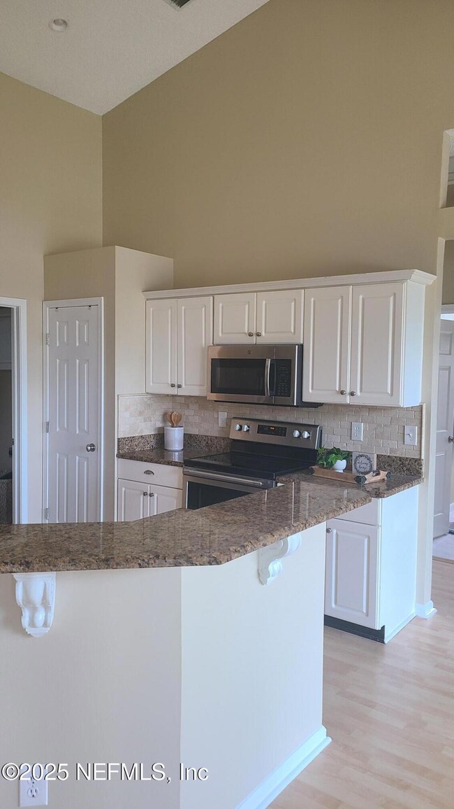 1808 Shady Grove Ln, Fleming Island, FL 32003 - photo 2