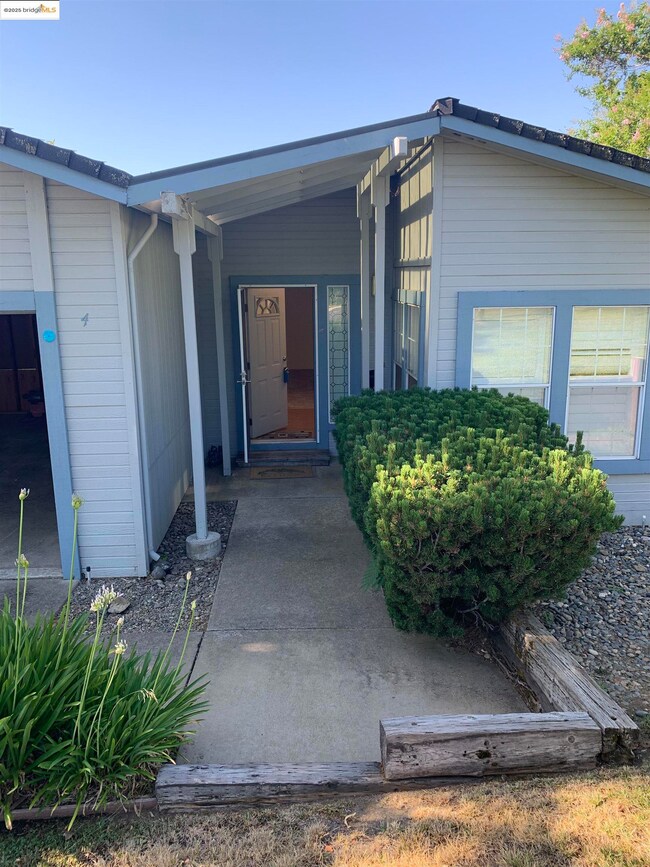 12800 Honey Locust Ct unit 4, Sonora, CA 95370 - photo 3