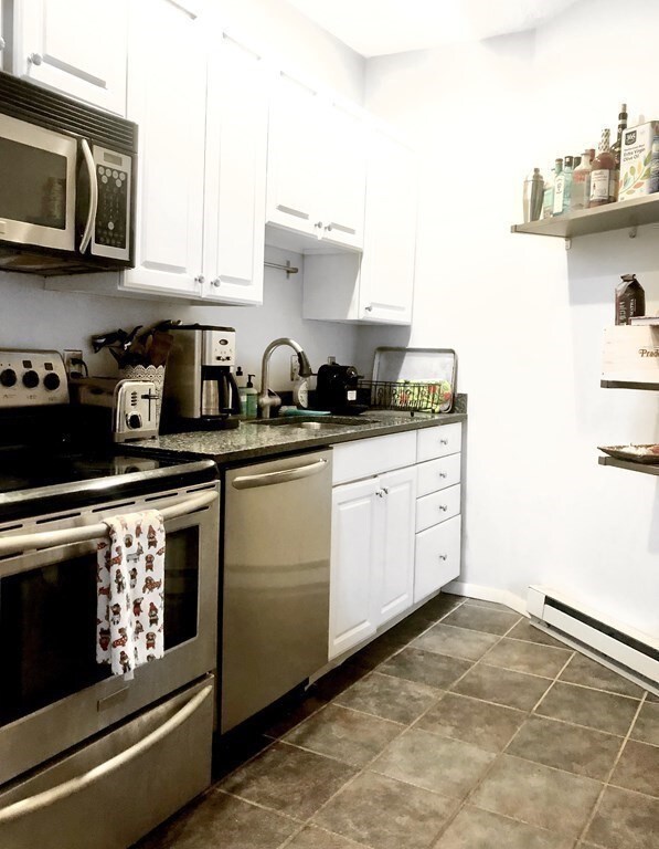 328 Commercial St unit 42, Boston, MA 02109 - photo 4