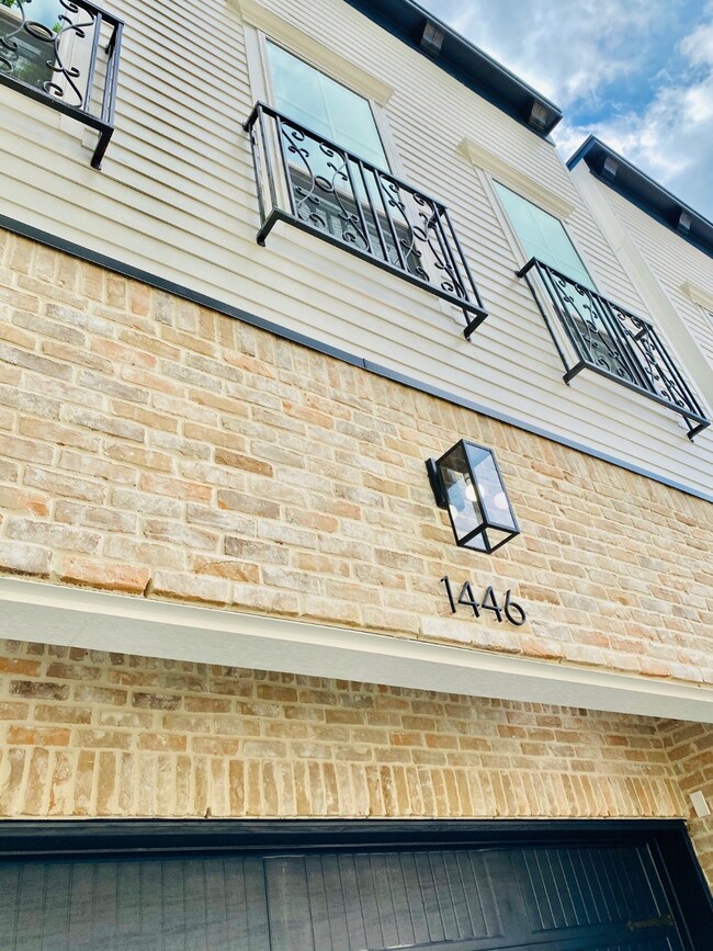 511 W 25th St, Houston, TX 77008 - photo 3