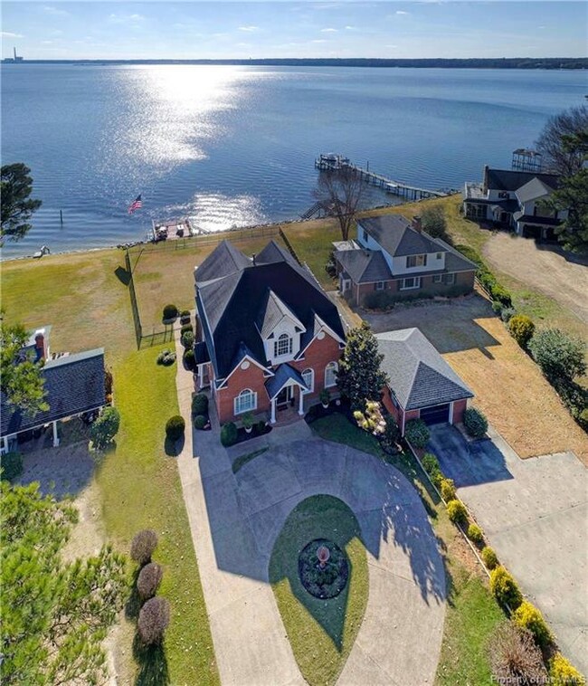 Welcome to 1343 Laurens Road, Gloucester Point