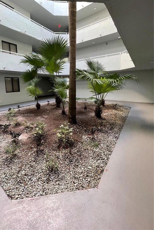 8365 SW 152nd Ave unit PH4, Miami, FL 33193 - photo 3