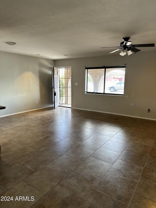 2828 Great Room