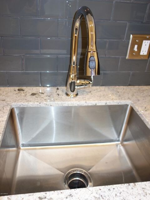 7653 E Minnezona Ave unit D17, Scottsdale, AZ 85251 - photo 6