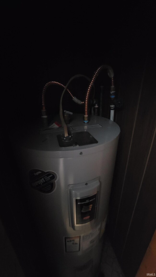 213 E Taylor St, Sims, IN 46986 - photo 7