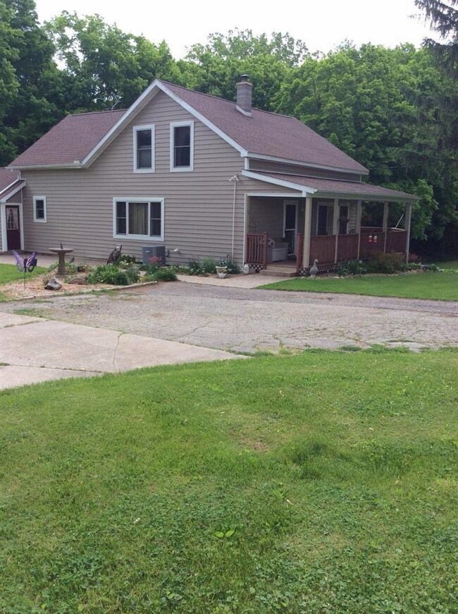 2265 W Valley Blvd, La Porte, IN 46350 - photo 3