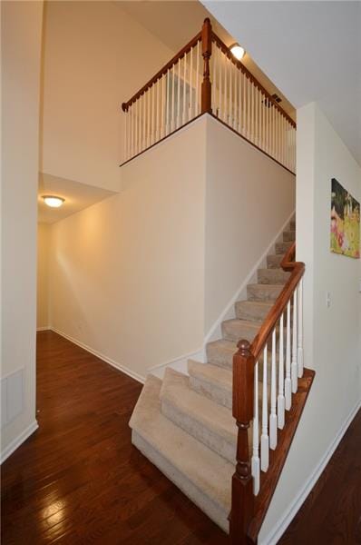 Gorgeous open foyer you can see up to the second f