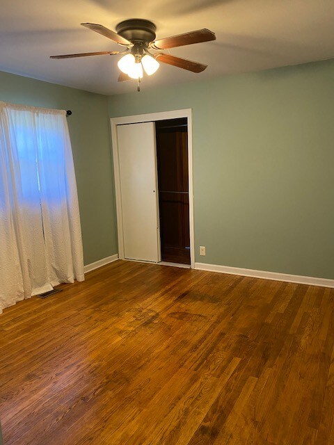 221 Chestnut Dr, Shelbyville, TN 37160 - photo 3