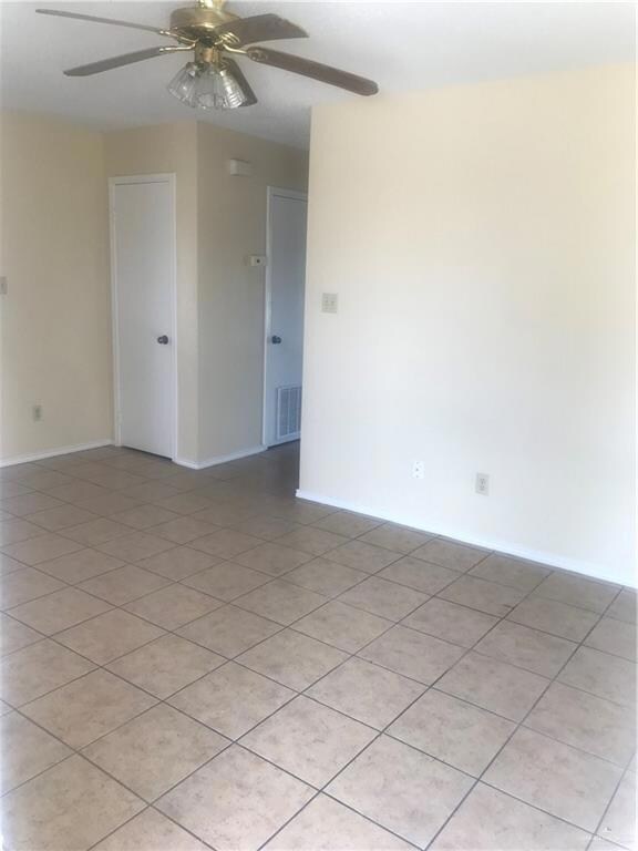 1000 W Caffery Ave unit B7, Pharr, TX 78577 - photo 2