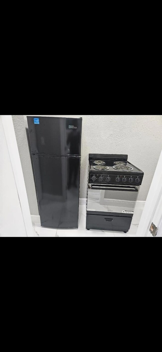 unlisted-address, Fort Lauderdale, FL 33311 - photo 6