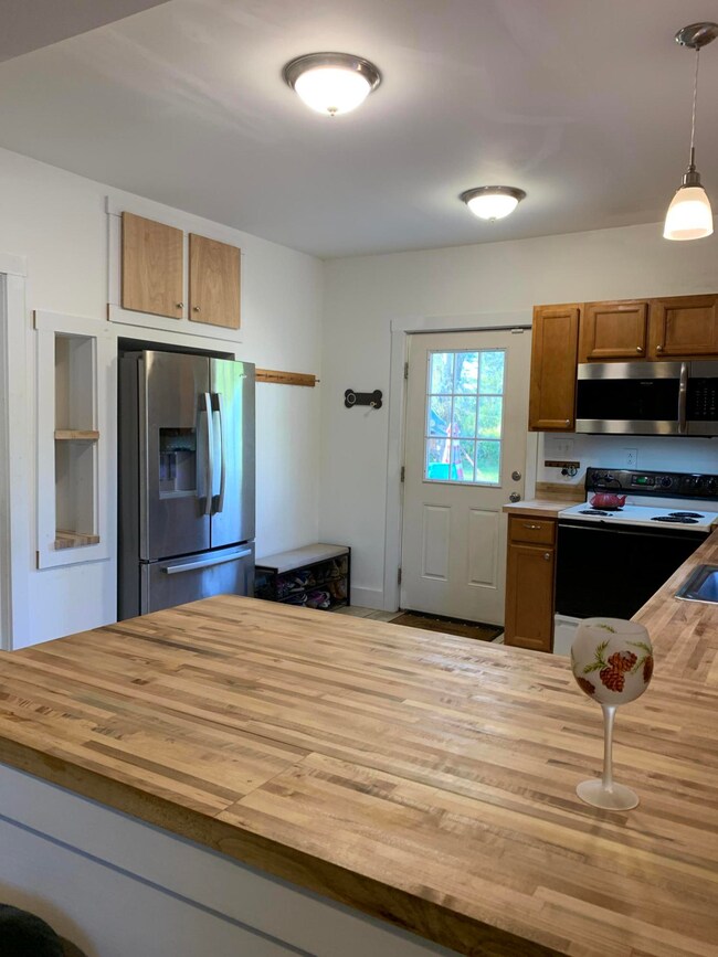 32 Upland Rd, Lisbon, ME 04250 - photo 3