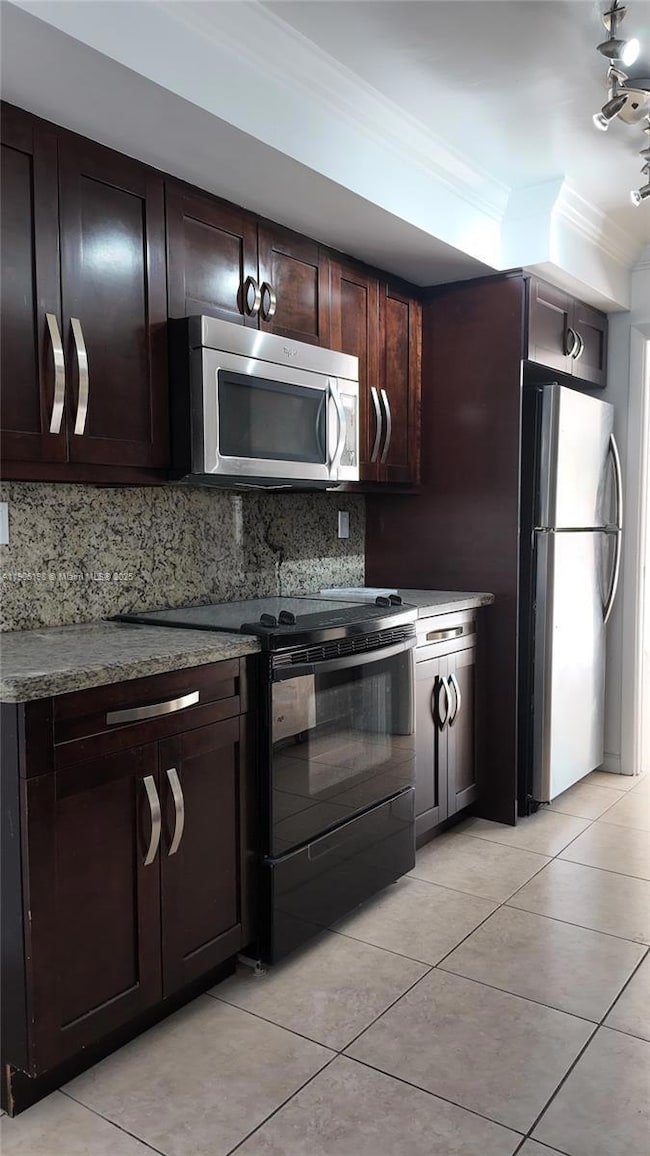 3326 Farragut St unit 6F, Hollywood, FL 33021 - photo 7