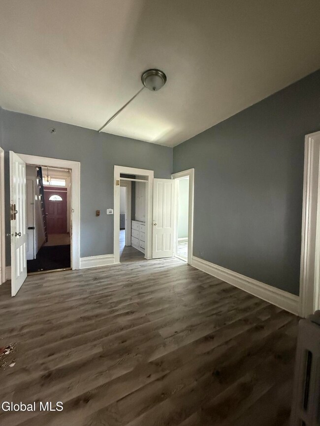 522 3rd St unit 1, Albany, NY 12206 - photo 4