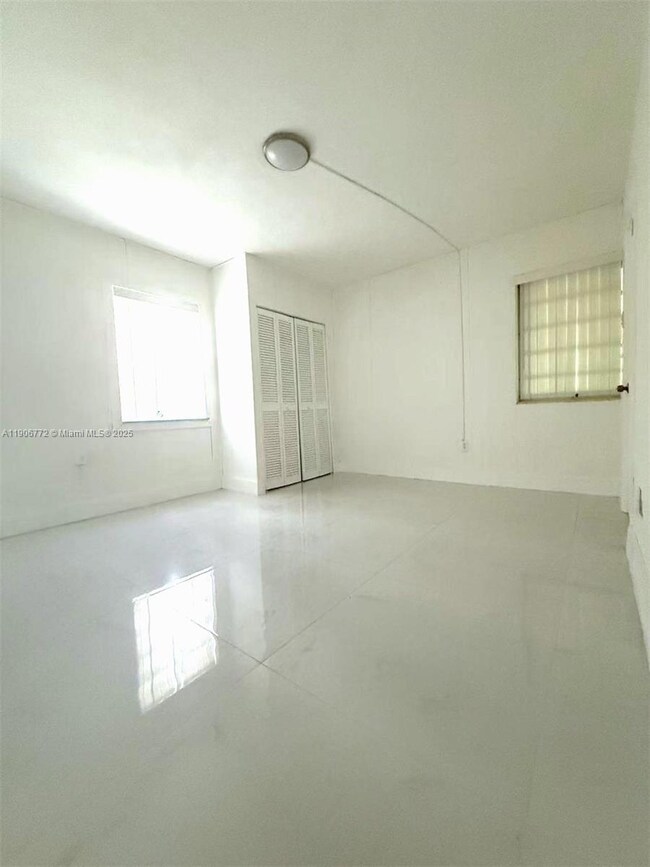 61 SW 58th Ct unit C, Miami, FL 33144 - photo 4