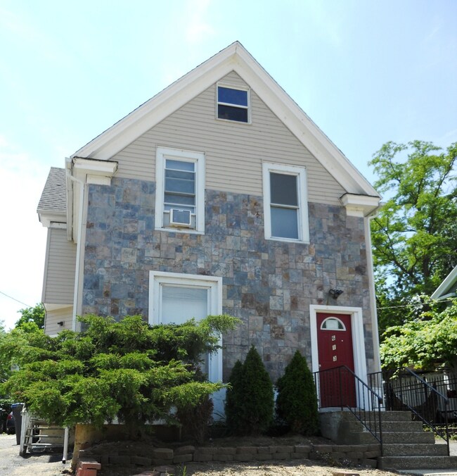 613 Washington St unit 2, Waukegan, IL 60085 - photo 4