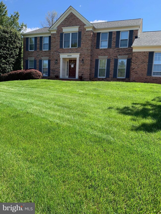 19309 Heritage Ln, Hagerstown, MD 21742 - photo 5