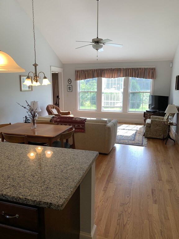 115 Elm St unit 22A, Hatfield, MA 01038 - photo 6