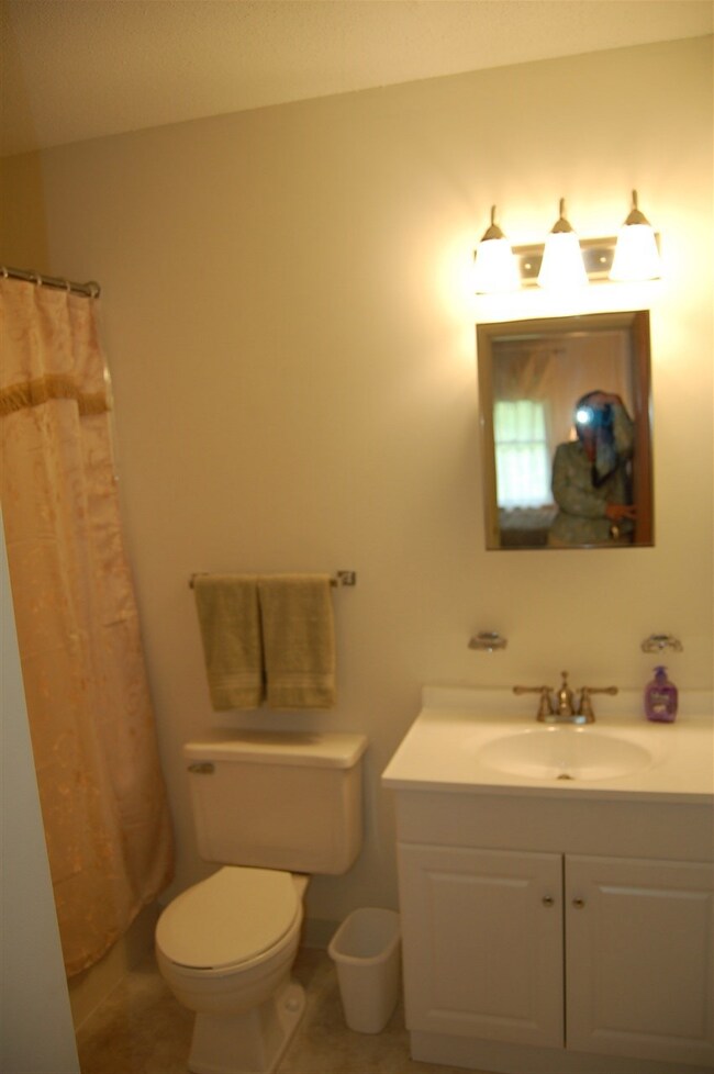 16 Campbell Rd, Rutland, VT 05701 - photo 5