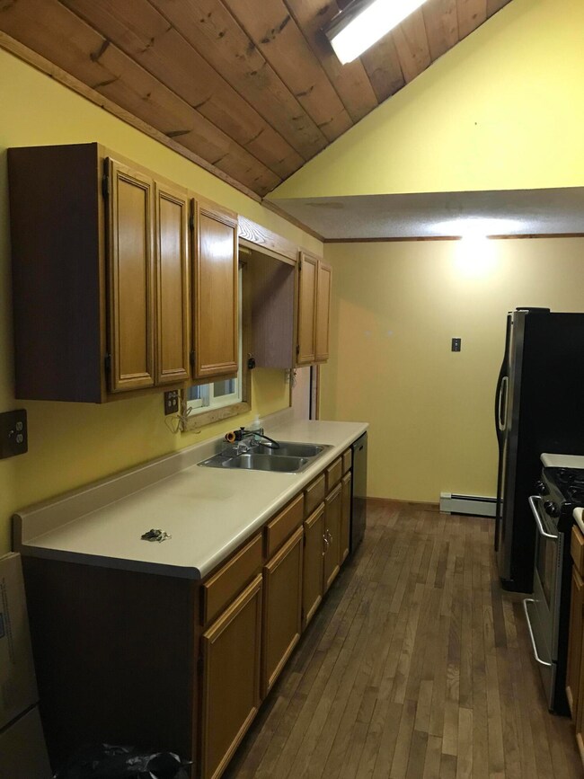 Kitchen 1