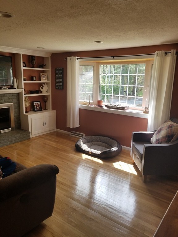 6 Stone St, Middleboro, MA 02346 - photo 7