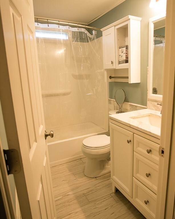 15 Ashland St, South Dartmouth, MA 02748 - photo 7