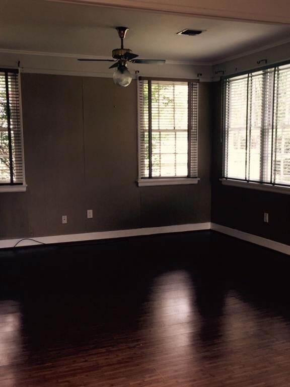 23 X 14FT REAR DEN