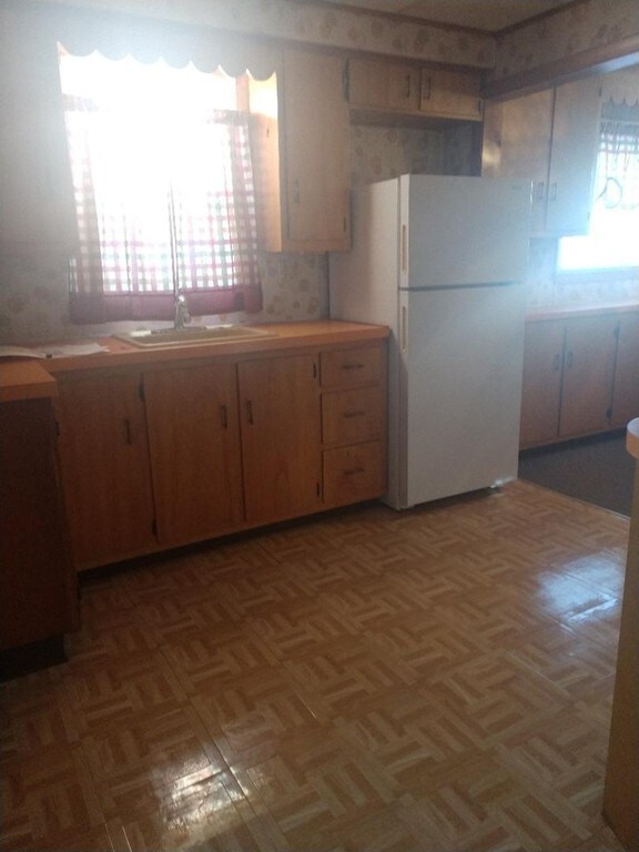 1253 N High St unit 2 South, Fall River, MA 02720 - photo 6