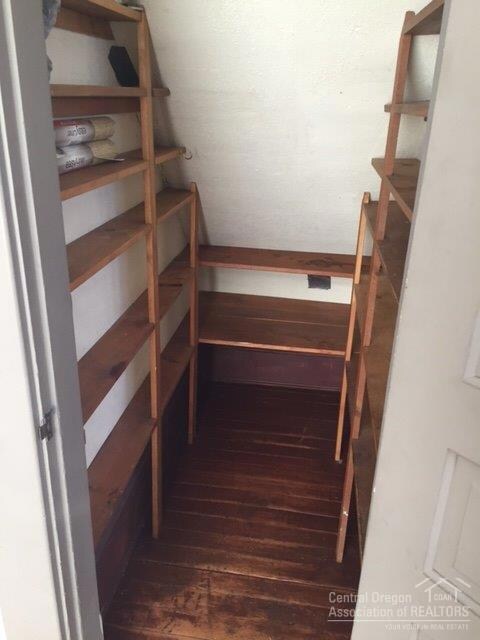 122 SW 10th St, Redmond, OR 97756 - photo 6