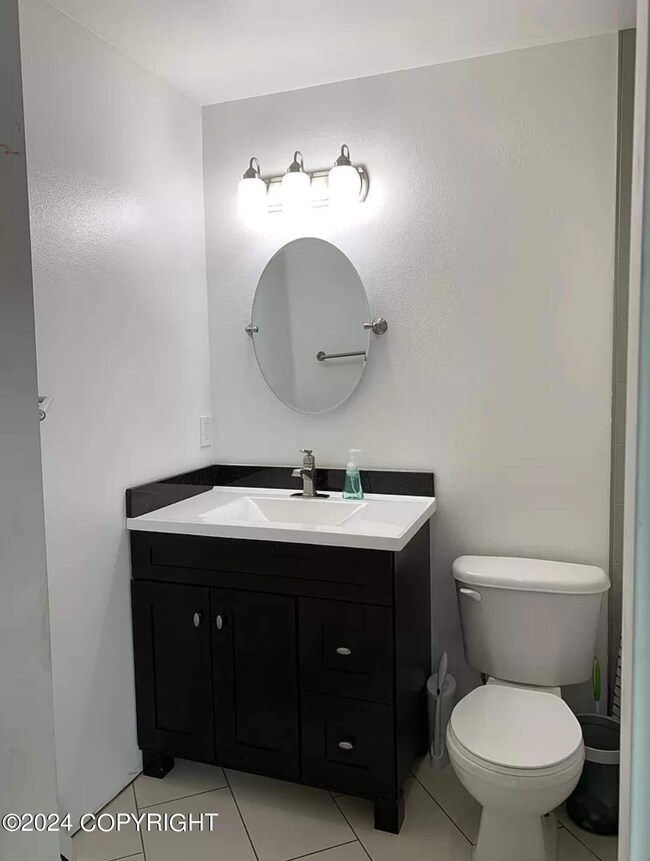 Vanity in ensuite